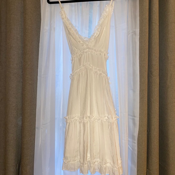 HONEY White Dress - Picture 1 of 3